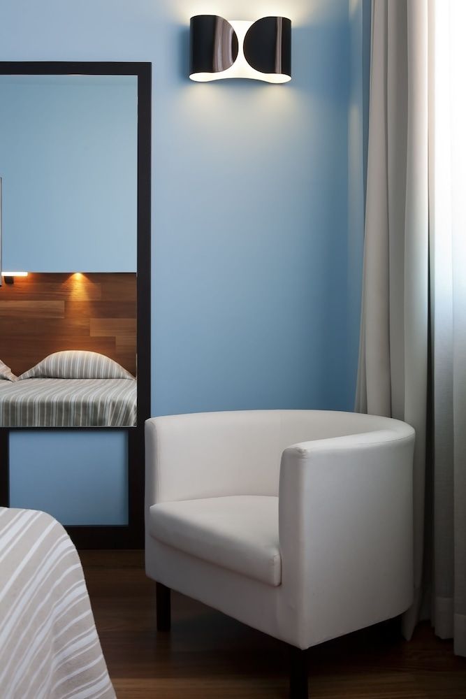 Athens Center Square Hotel Economy Room 6