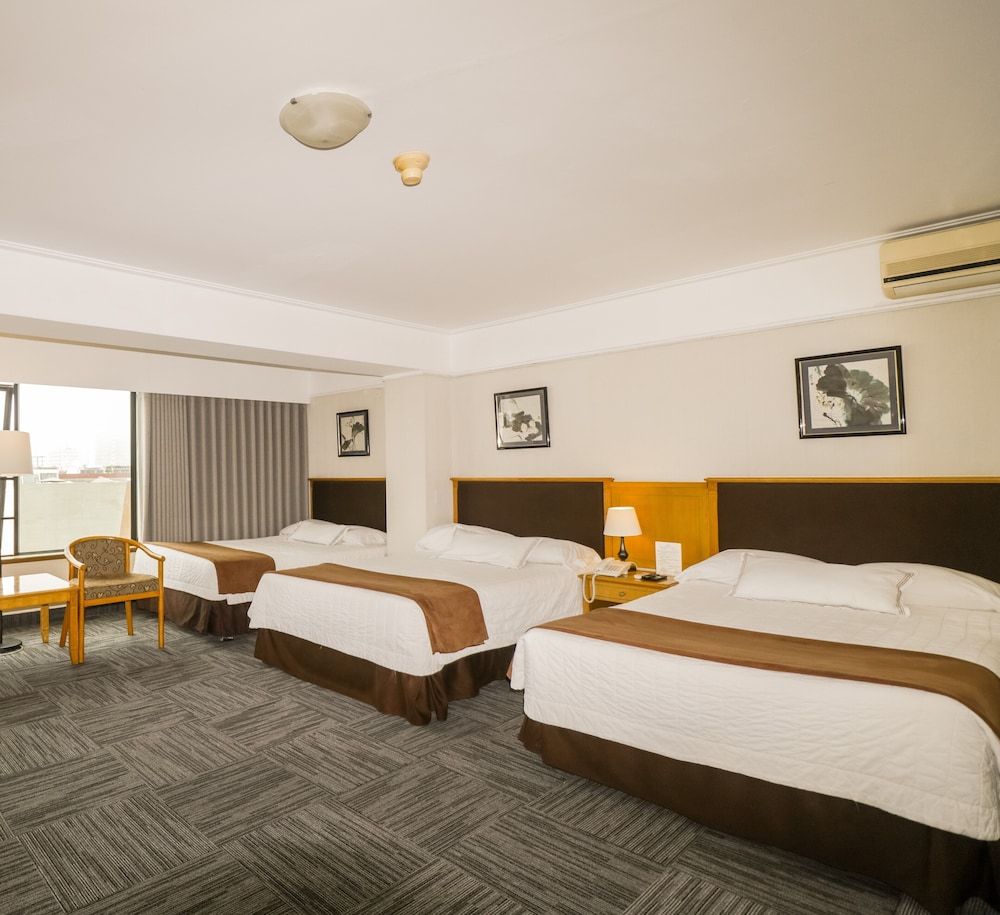 undefined Hotel MiraMar 3