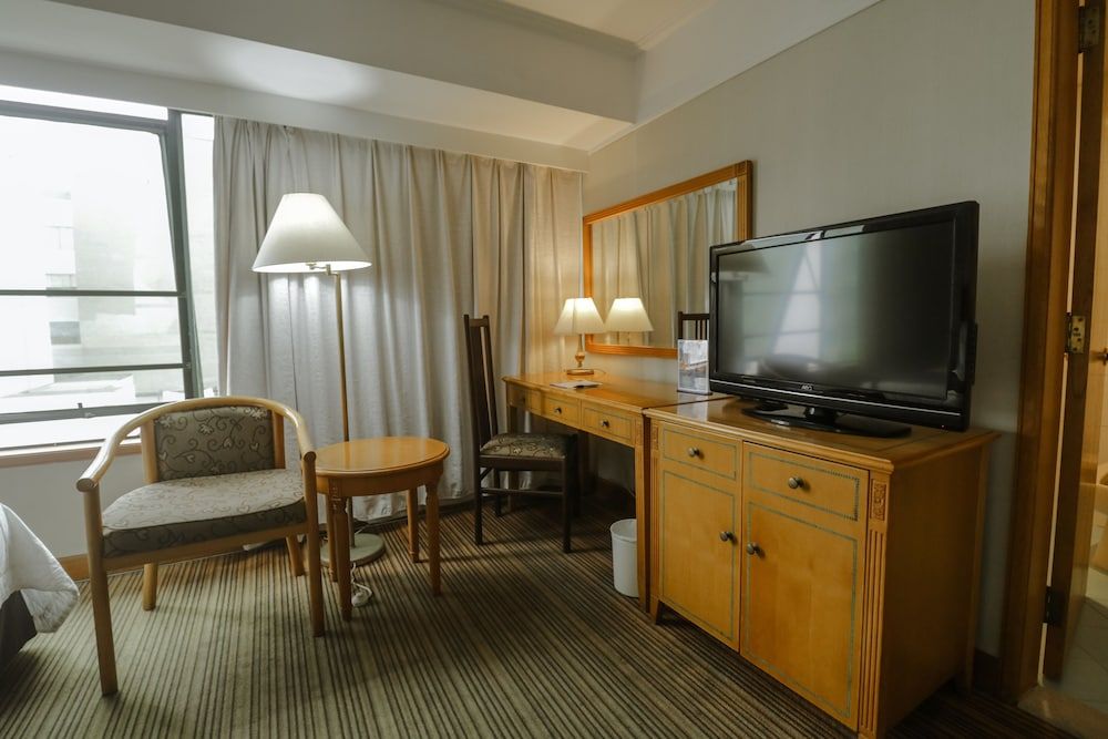 Hotel MiraMar Standard Twin Room, 2 Twin Beds 7