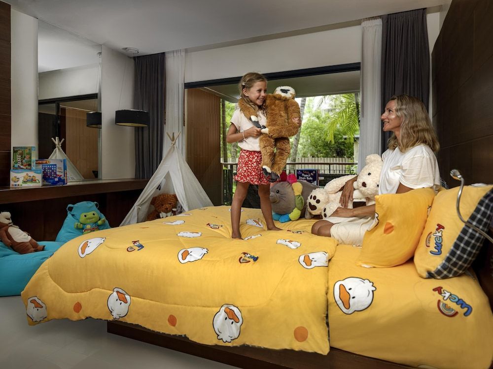 Novotel Phuket Kata Avista Resort And Spa Family Room, Multiple Beds, Balcony, Garden View 4