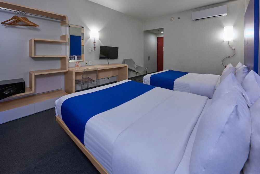 undefined City Express Plus by Marriott Ciudad de México Reforma El Ángel 2