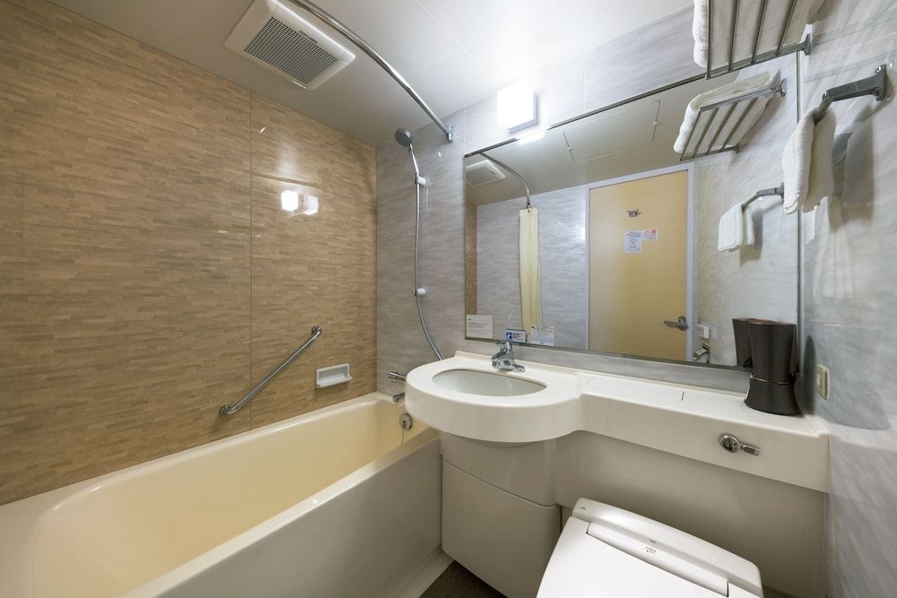 undefined Hotel Villa Fontaine Tokyo - Ueno Okachimachi 8