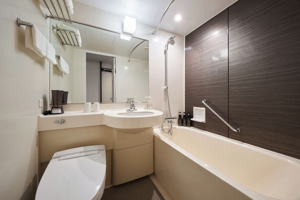 Hotel Villa Fontaine Tokyo - Hatchobori Twin Room, 2 Twin Beds, Non Smoking (16 square meter) 3