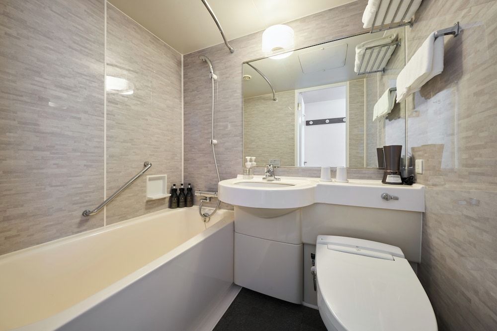 undefined Hotel Villa Fontaine Tokyo - Hatchobori 8