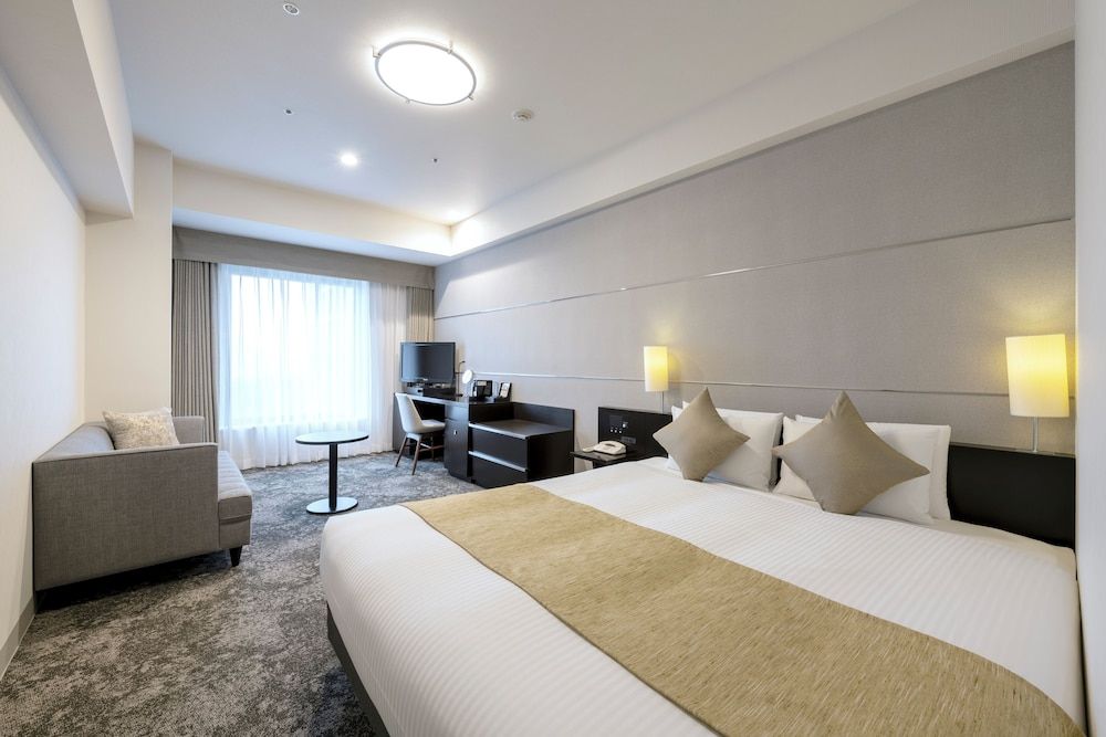Deluxe Room, 1 King Bed, Non Smoking / High Floor