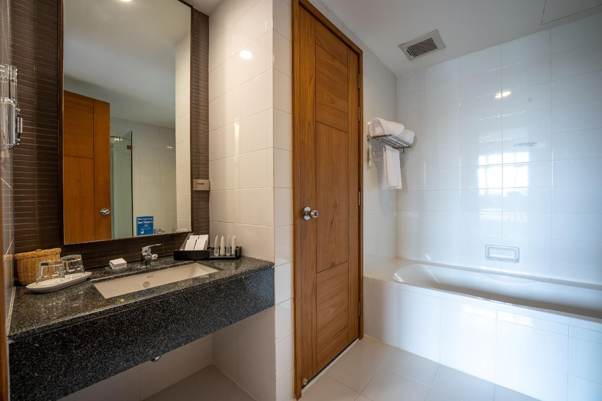 Kantary Hotel Ayutthaya  1 Bedroom Suite 3