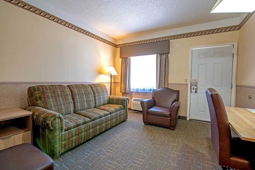 Silver Spruce Inn Spoiler 5