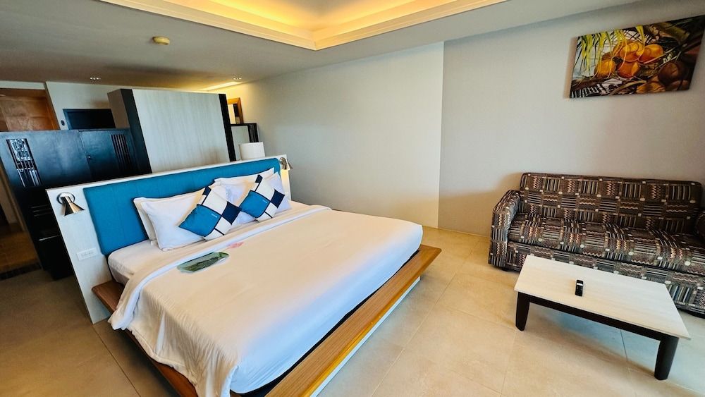 undefined Anyavee Tubkaek Beach Resort 10