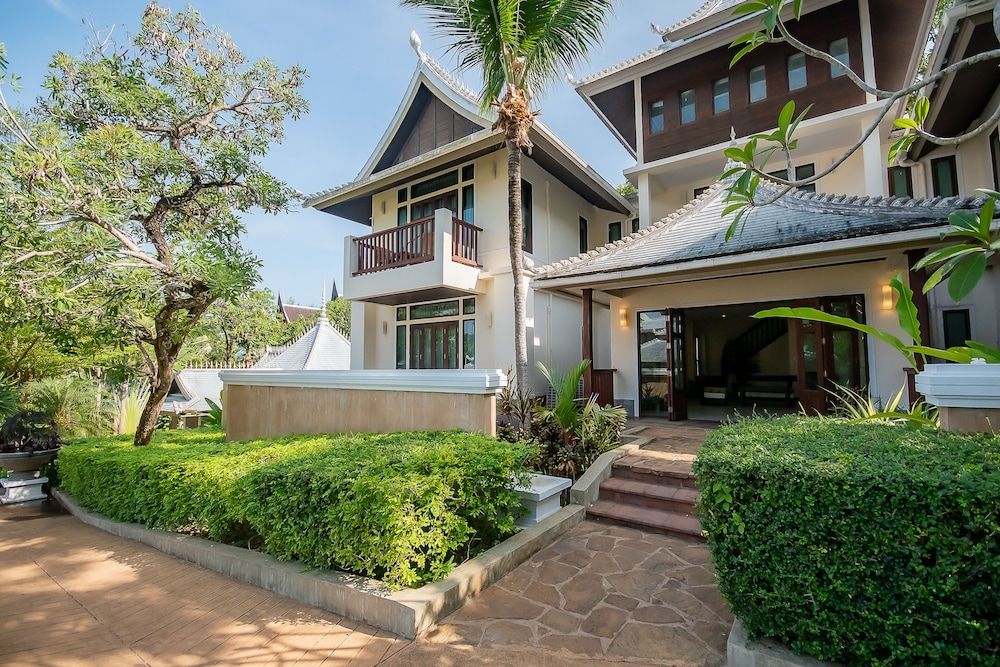 undefined Anyavee Tubkaek Beach Resort 2