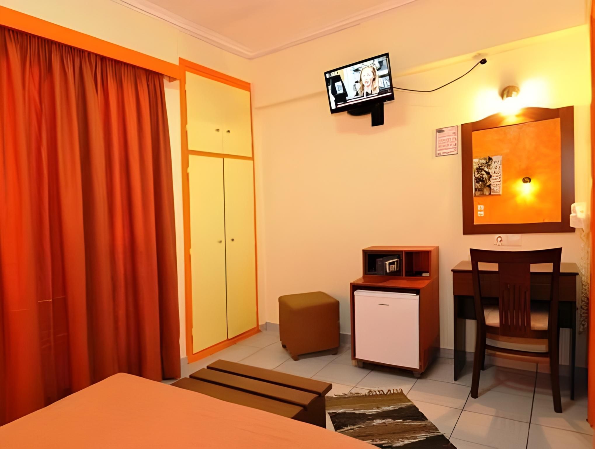 undefined Pergamos Hotel 9