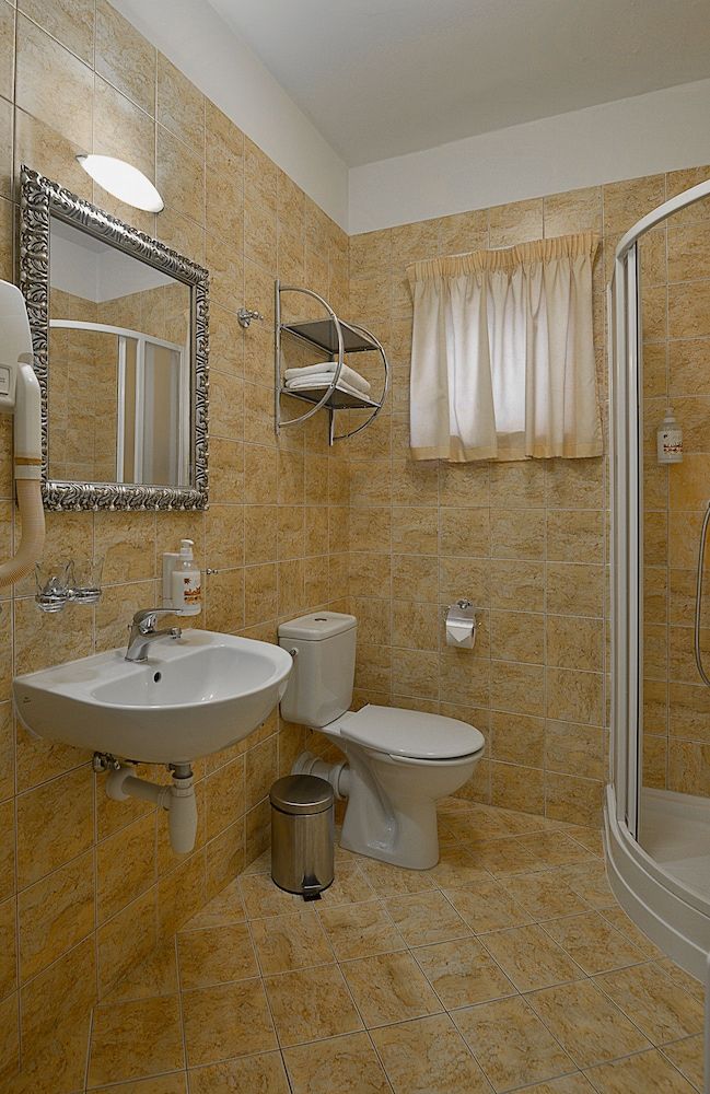 Hotel Residence Green Lobster Deluxe Room 6