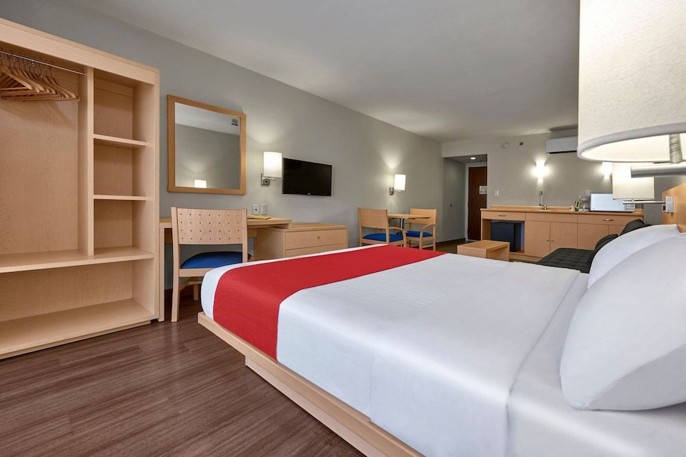 City Express by Marriott Zacatecas Superior Room, 1 Queen Bed with Sofa bed 2