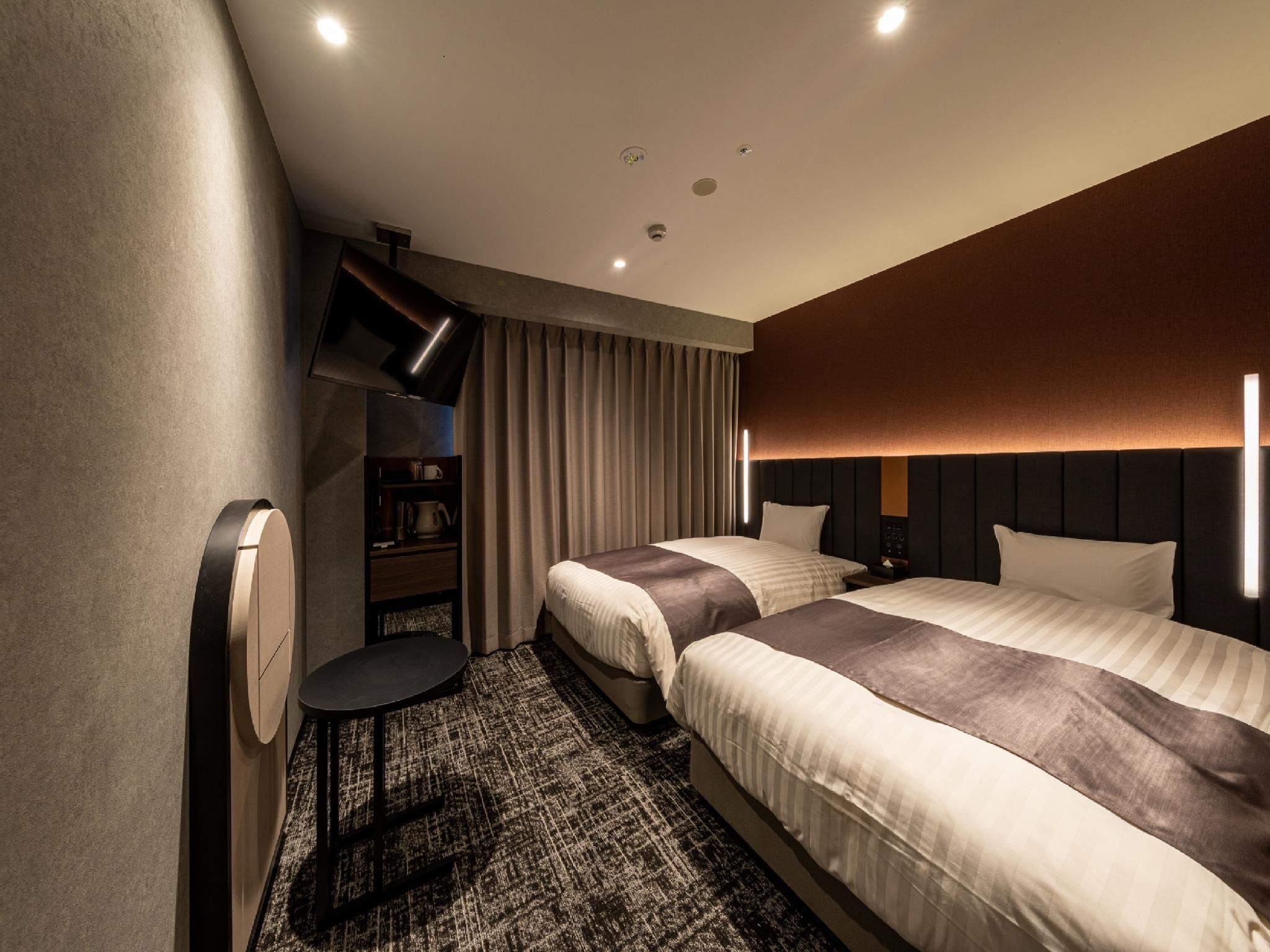 Moderate Twin Room - Non-Smoking