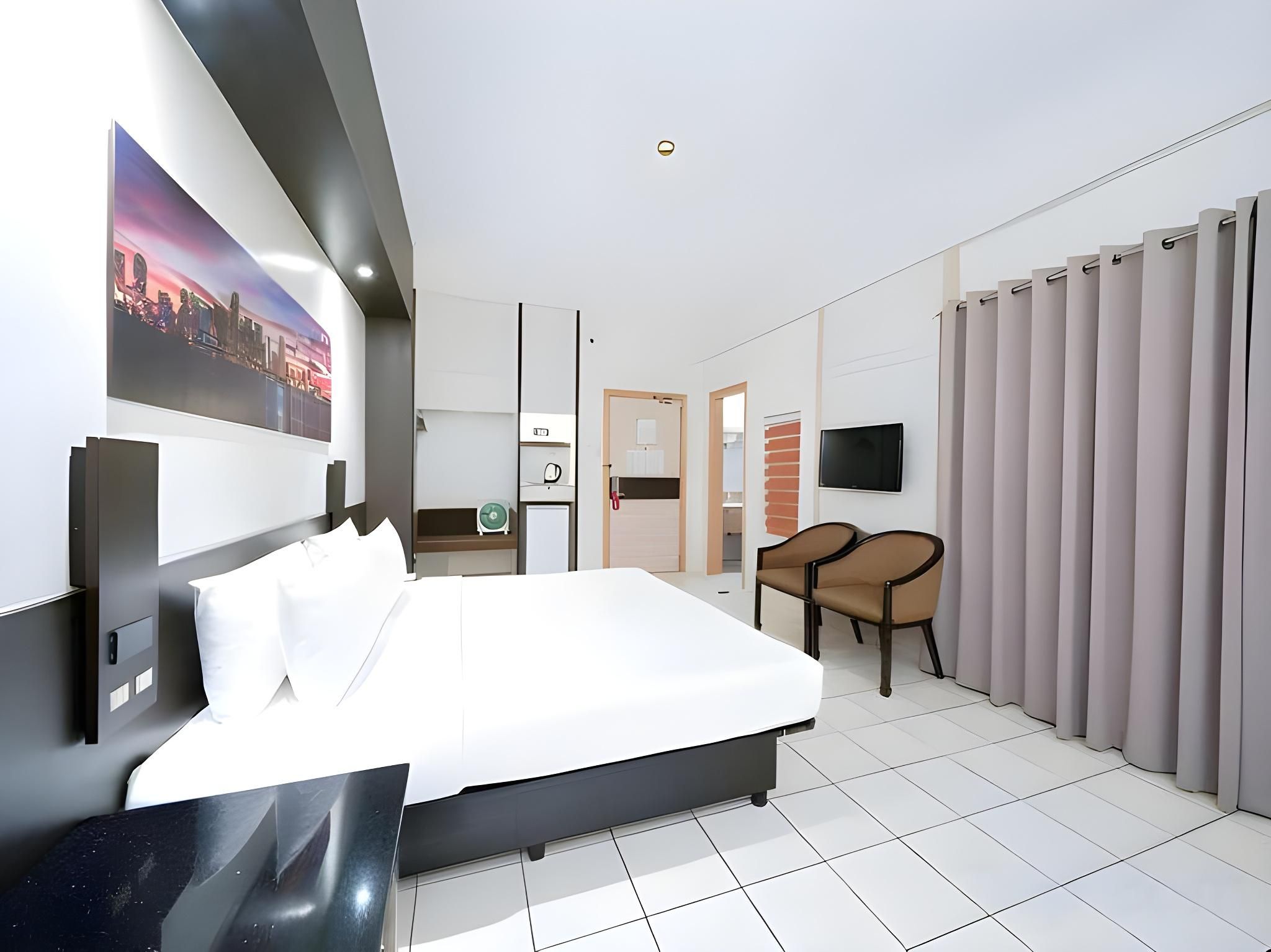undefined Executive Hotel 5