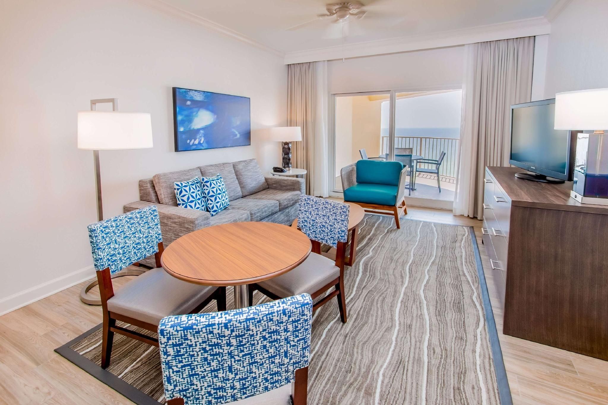 Junior Suite, 2 Queen, Gulf View