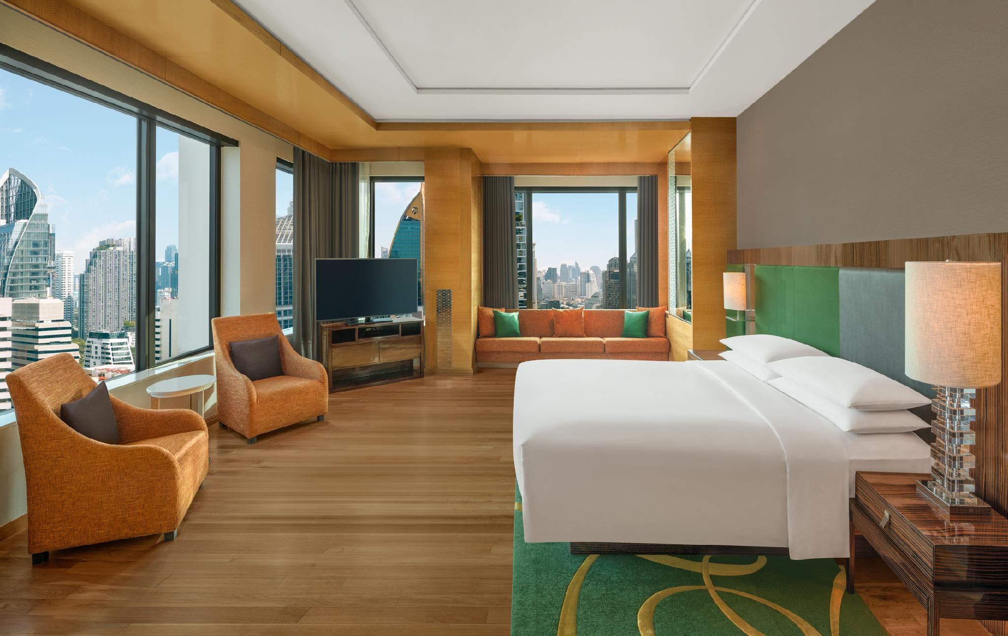 Executive Suite, Club Lounge Access, 1 Bedroom Larger Suite, 1 King, Corner Room