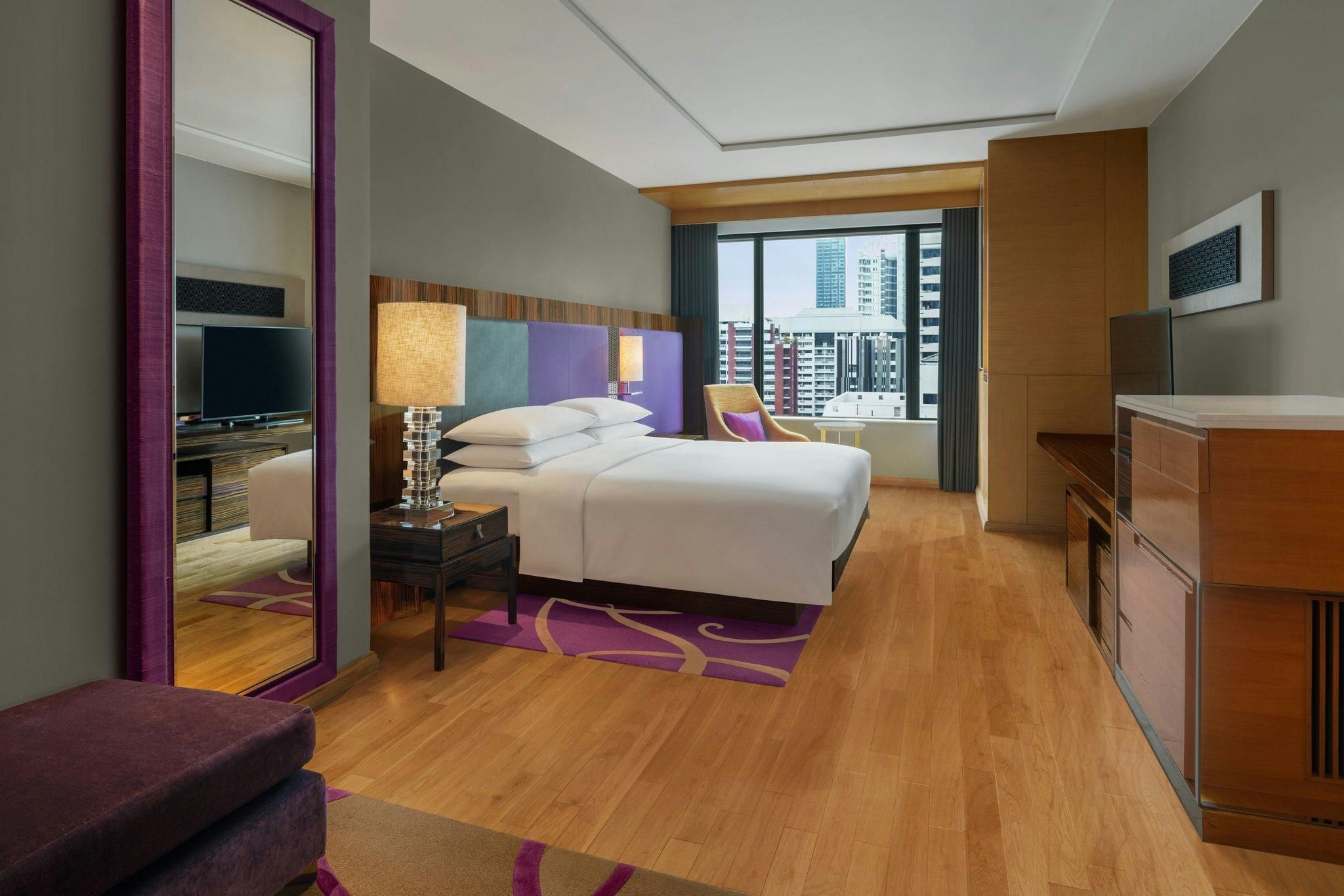 Club lounge access, 3 Bedroom Connecting Suite