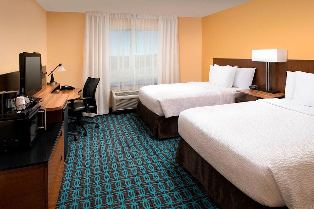 Room, 2 Queen Beds (Mobility/Hearing Accessible, Tub)