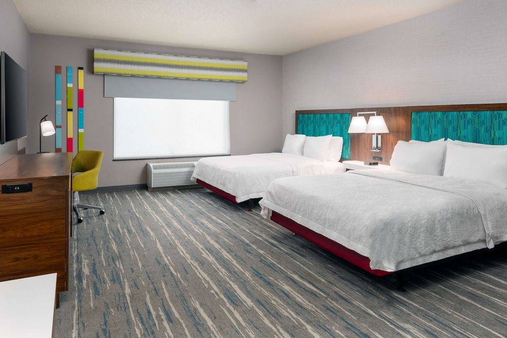 Room, 2 Queen Beds, Accessible, Non Smoking