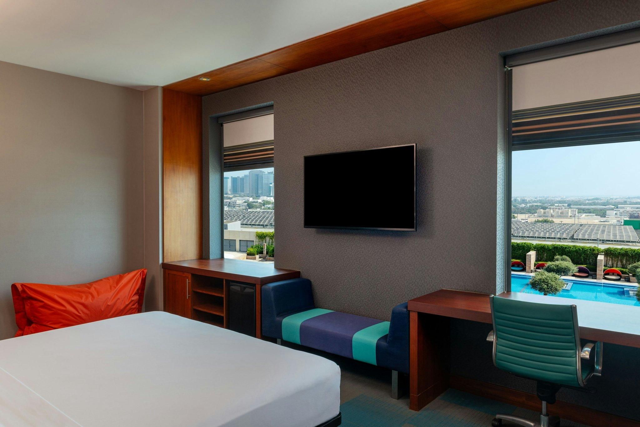 Aloft Room, Guest room, 1 King