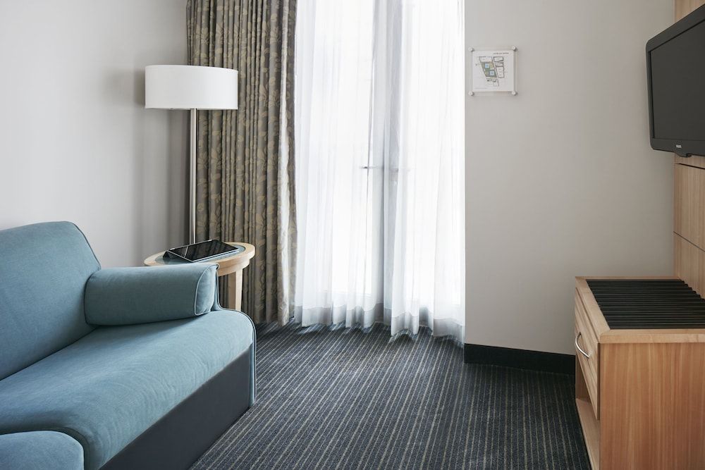 undefined World Center Hotel 2
