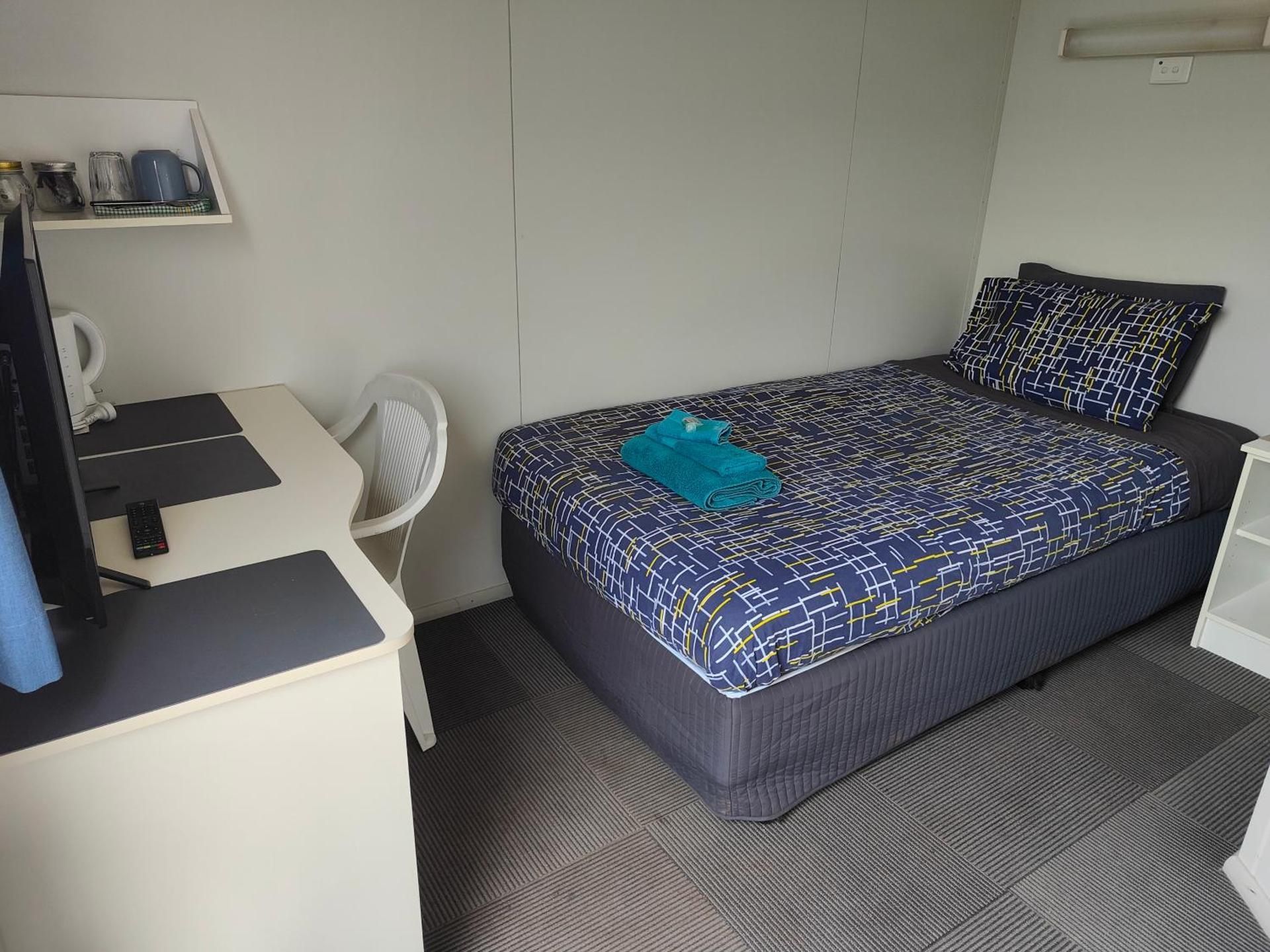 Economy Single Room