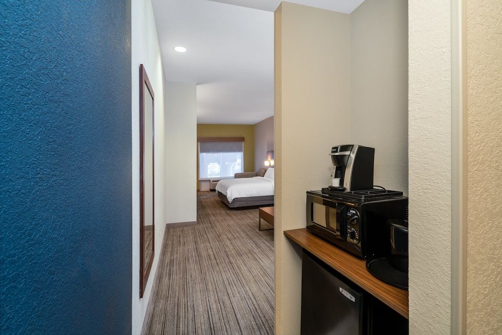 Standard Room, 1 King Bed, Accessible (Mobil Tub)