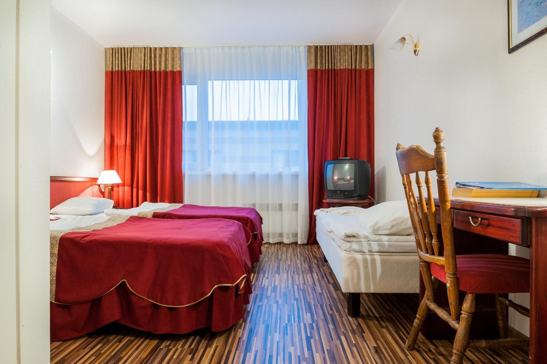 Triple Room