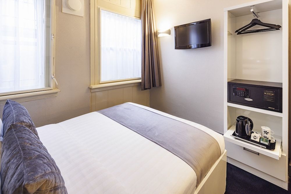 Hotel CC Economy Double Room, 1 Double Bed