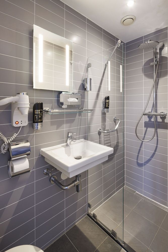 Hotel CC Economy Double Room, 1 Double Bed 4