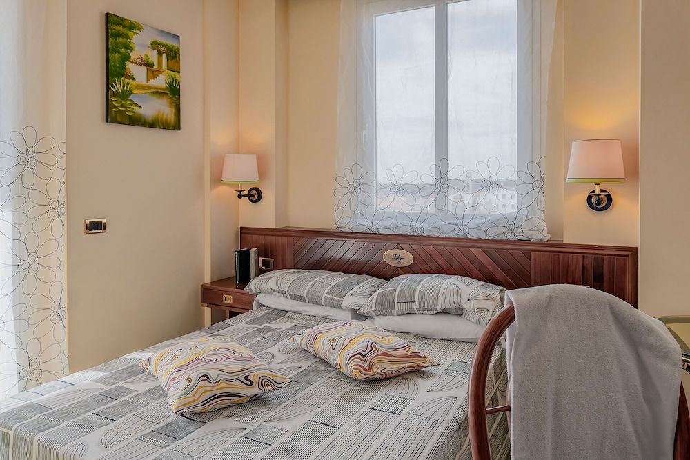 Vintage Hotel Tornese - Business & Events Classic Room, Balcony, Sea View 2