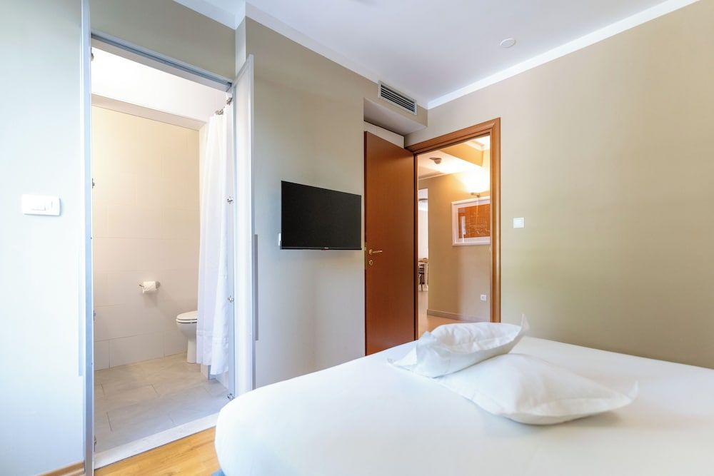 The Residence Standard Apartment, 2 Bedrooms, Balcony 2