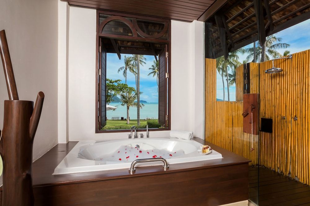 The Vijitt Resort Phuket Deluxe Beachfront Villa 4