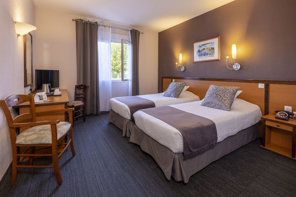 Classic Twin Room