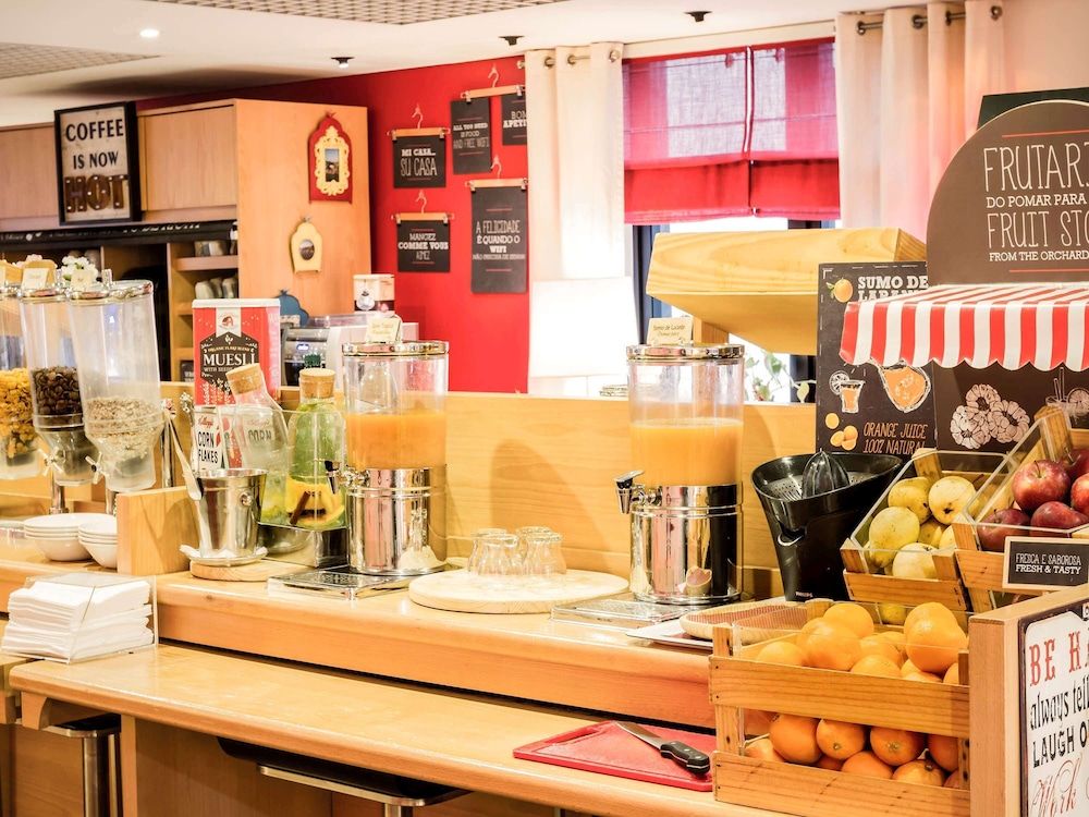 undefined ibis Porto Centro São Bento 7