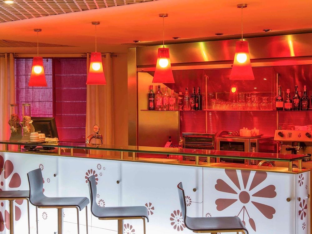 undefined ibis Porto Centro São Bento 8