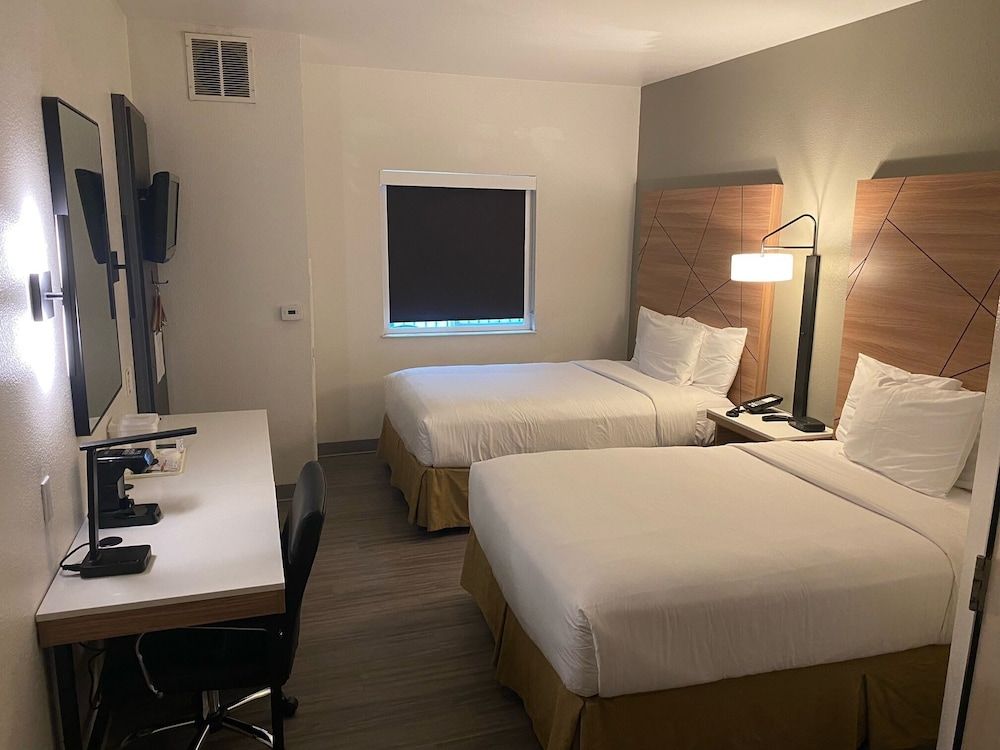 Standard Room, 2 Double Beds, Non Smoking