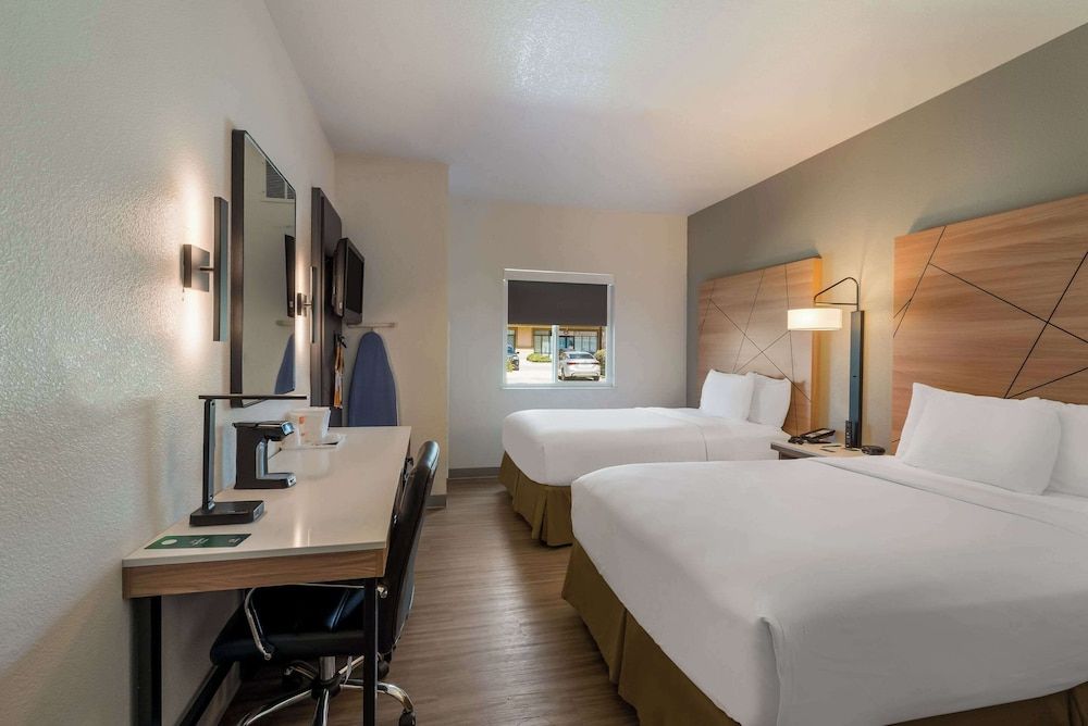 Standard Room, 2 Double Beds, Non Smoking