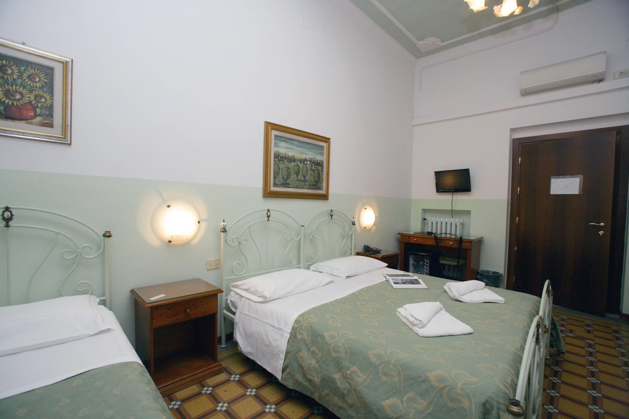 undefined Hotel Desirée 6