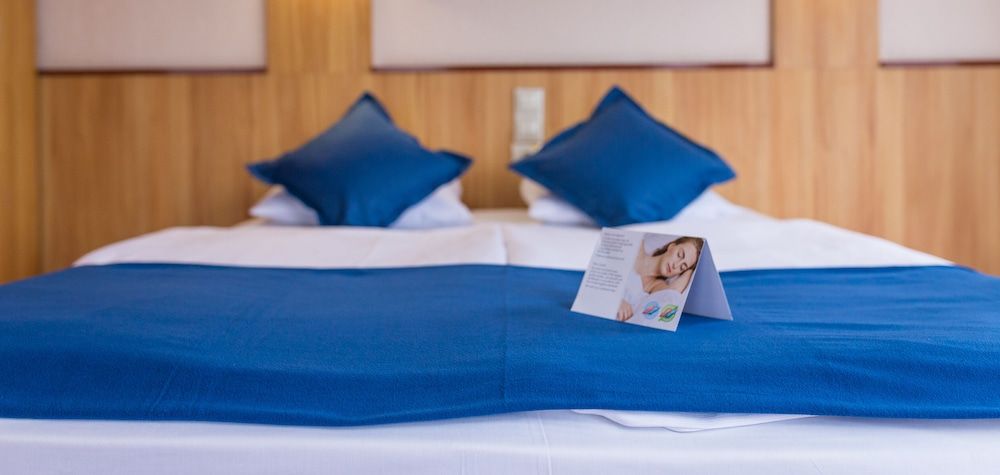 Fortuna Boat Hotel and Restaurant Superior Double Room, River View 4