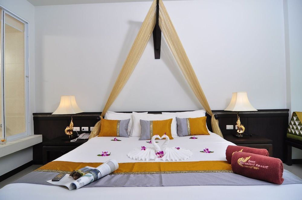 undefined Baan Karonburi Resort 4