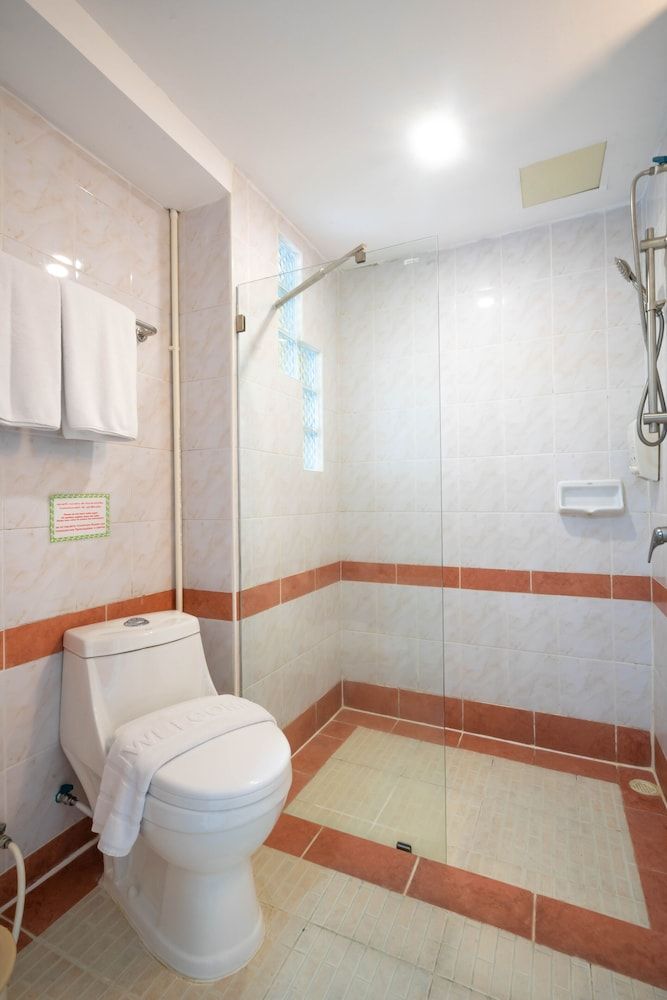 La Vintage Resort Deluxe Room 8