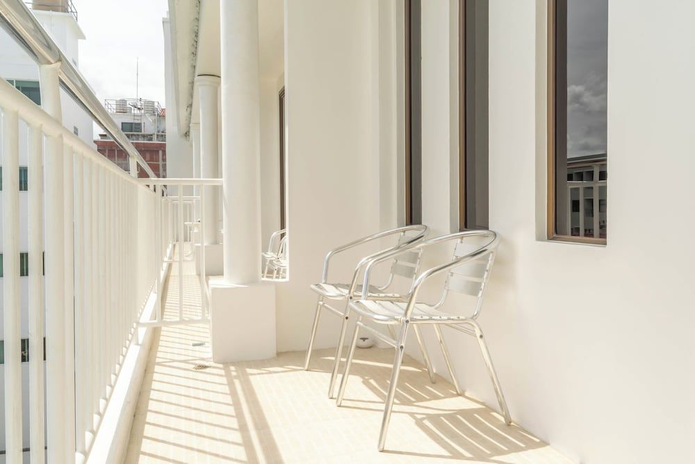 La Vintage Resort Deluxe Room 6