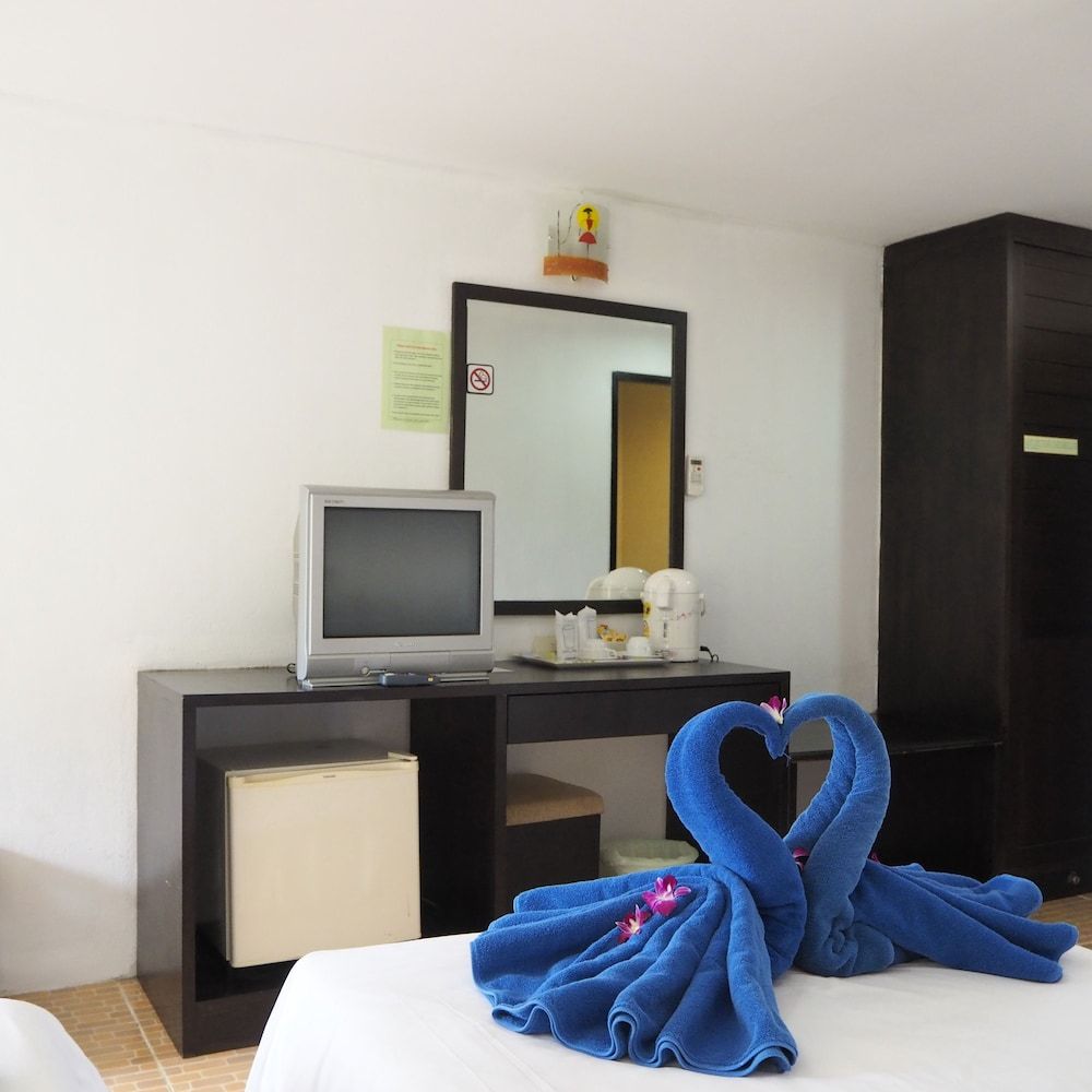 The Palace Aonang Resort Triple with Mountain View 2