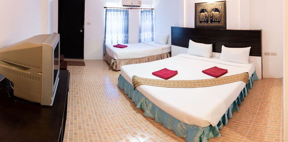 The Palace Aonang Resort Triple with Mountain View 10