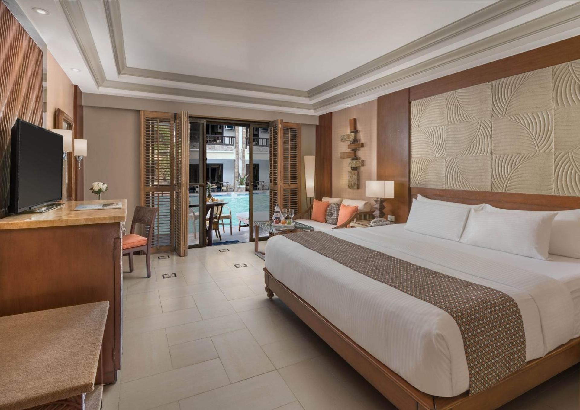 Premier Room with Pool Access