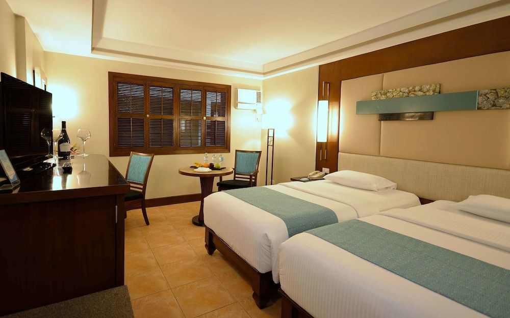 undefined Henann Regency Resort & Spa 10