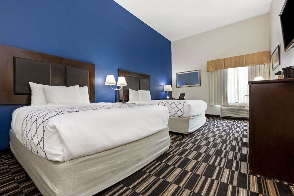 Room, 2 Queen Beds, Non Smoking