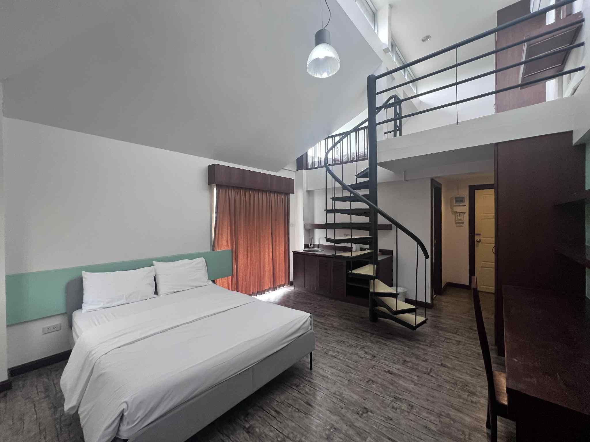 Floral Shire Resort Superior Triple Room 2