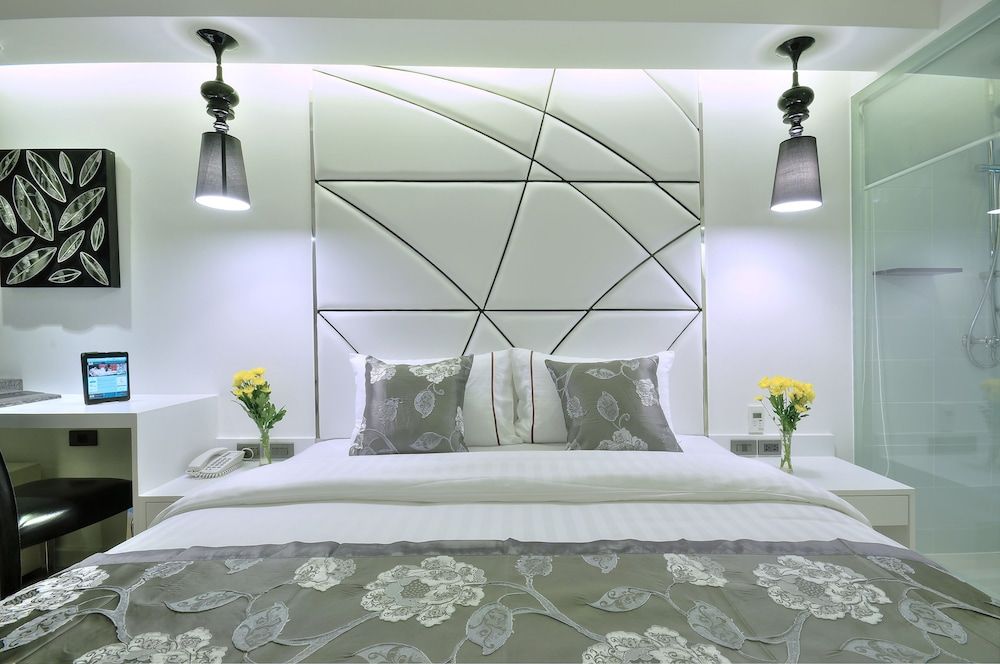 undefined Sukhumvit Suites Hotel 10